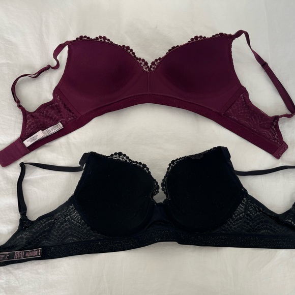 Bundle of 2 Victoria’s Secret bras - Picture 7 of 7